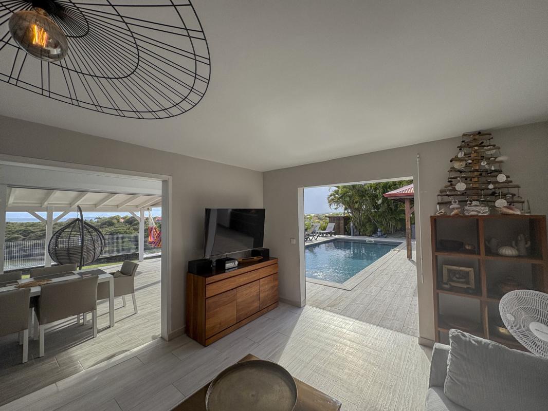 24.Location villa piscine vue mer Saint François Guadeloupe_Salon